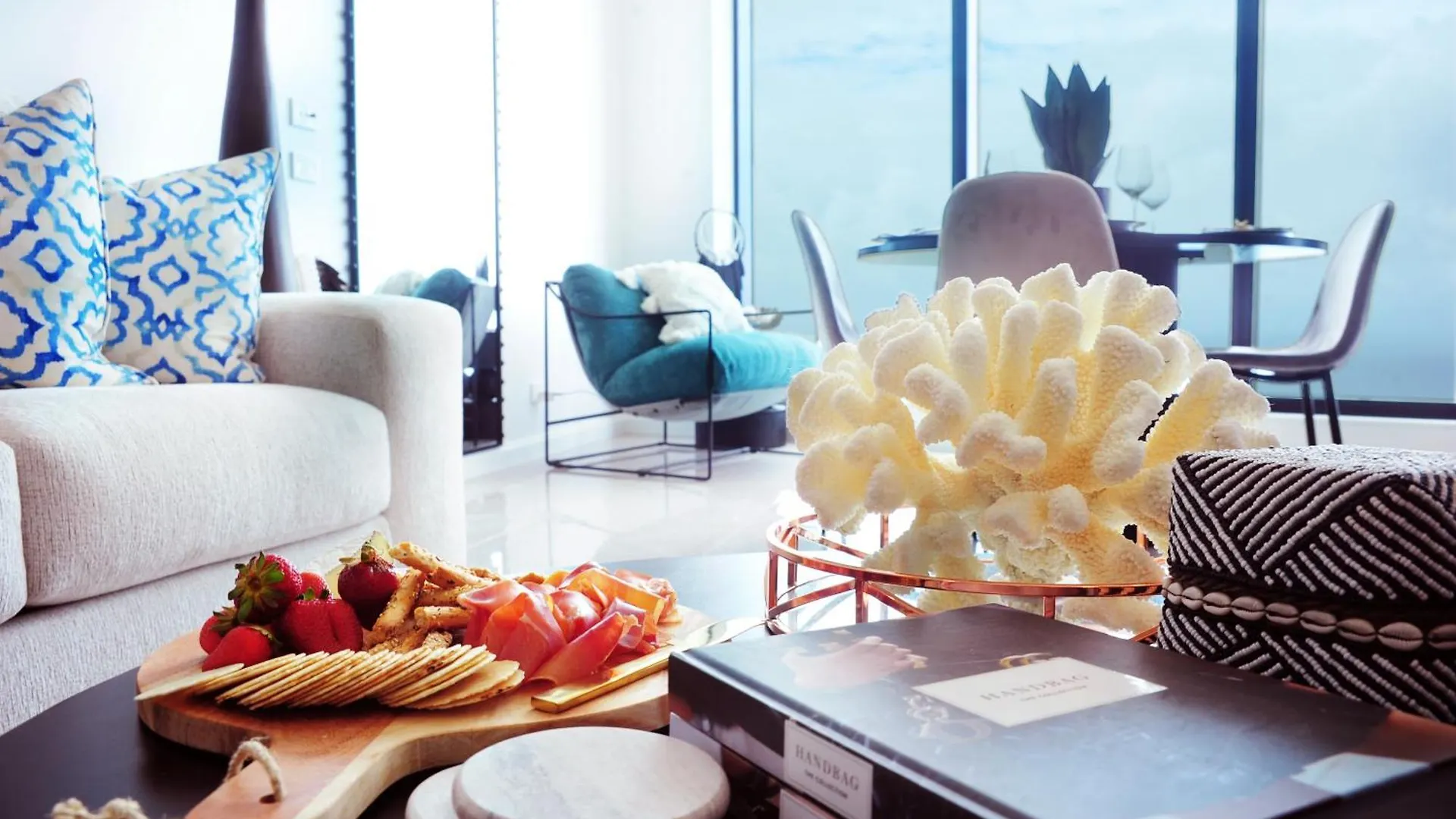 Surfers Beachside Luxury - Stunning Panoramic View Gold Coast